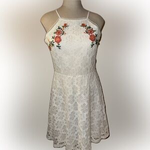 Blu Pepper White Floral Lace Mini Dress